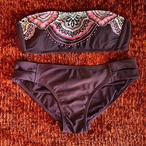 OP Purple beaded strapless bikini set. Size small (3/5)